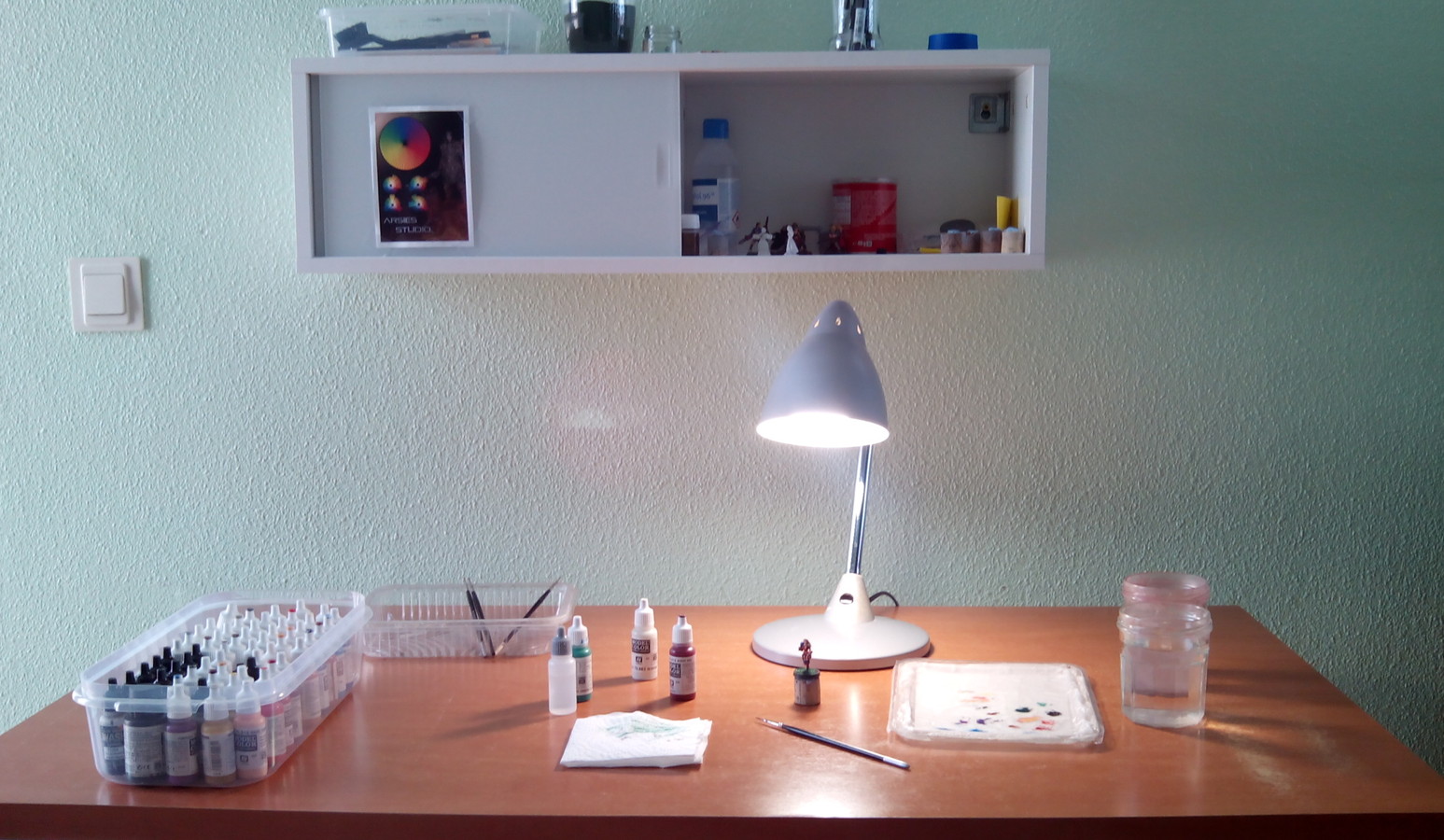 Mi mesa para pintar miniaturas